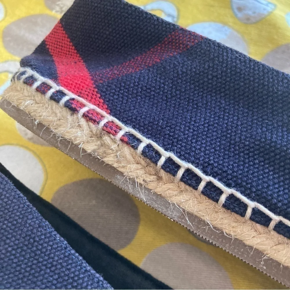 Burberry Hodgeson Nova espadrille slip ons size 39